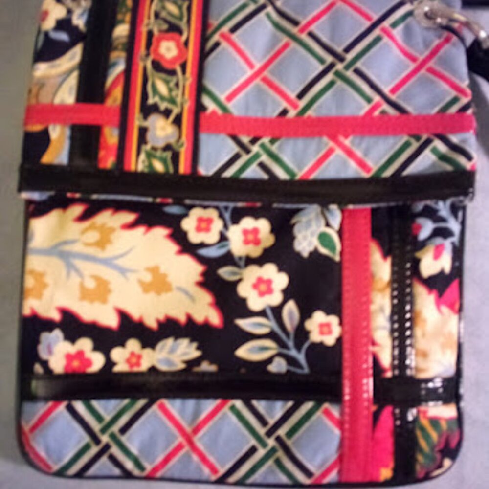 Vera Bradley Crossbody Red/Black Bag